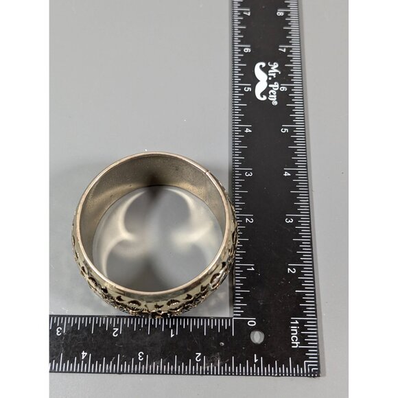 Retro Brass Tone Flower Cut Out Chunky Bangle Bracelet Tribal Boho 8" - Picture 5 of 7